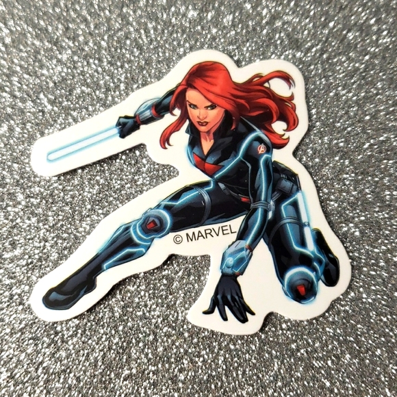 MARVEL Waterproof Sticker - Picture 1 of 7